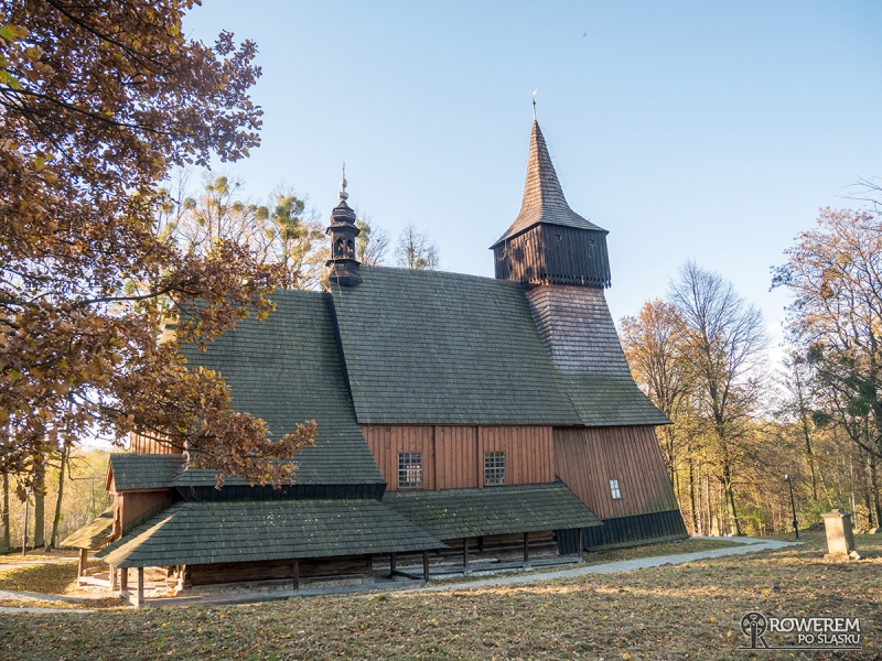 Drewniany kościół św. Andrzeja w Osieku