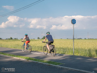 Początek drogi pieszo-rowerowej przy zaporze w Goczałkowicach